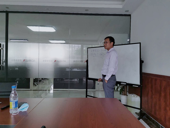 优化人才培养、提高员工素质 “宏旺芯学院”培训大讲堂火爆开展